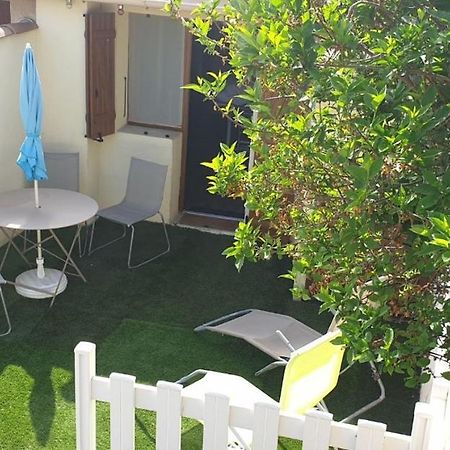 Maisonnette Studio Jardinet Greoux-les-Bains Bagian luar foto
